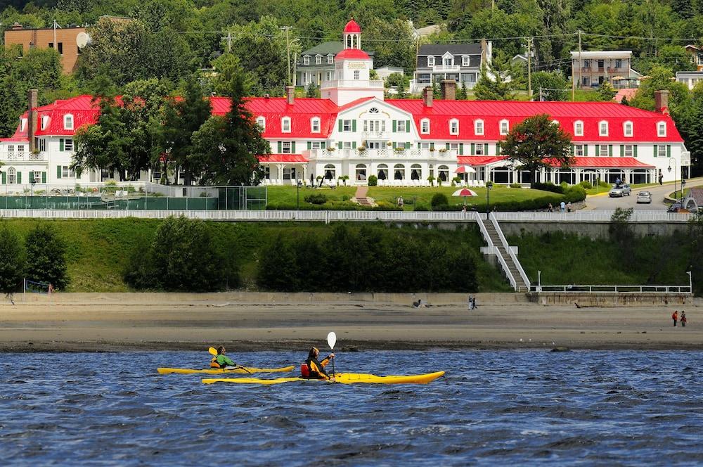 Hotel Tadoussac Exterior photo